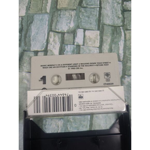 BANGLES A‎  Different Light by Bangles (Cassette Tape)  Mar-1986, Columbia) - Picture 3 of 3